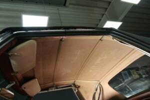 Immagine 33/50 di Mercedes-Benz 250 SL (1968)
