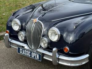 Image 13/25 of Jaguar Mk II 3.4 (1960)
