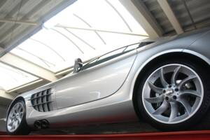 Bild 17/50 von Mercedes-Benz SLR McLaren (2006)