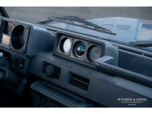 Immagine 12/28 di Mitsubishi Montero V6 (1990)