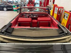 Afbeelding 19/20 van Cadillac DeVille Convertible (1966)