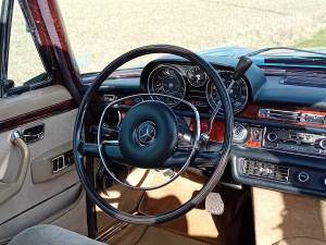 Image 17/49 of Mercedes-Benz 300 SEL (1968)