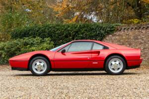 Image 29/50 of Ferrari 328 GTB (1989)