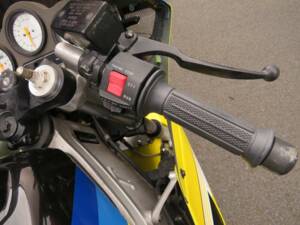 Image 15/43 de Suzuki RG 500 (1987)