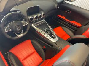 Image 13/19 de Mercedes-AMG GT-C Roadster (2017)