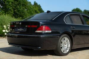 Image 15/50 de BMW 745Li (2001)