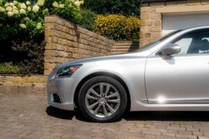 Immagine 18/50 di Lexus LS 600h L (2013)