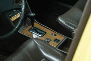 Bild 45/50 von Mercedes-Benz 380 SE (1983)