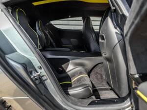 Image 51/60 of Aston Martin Rapide AMR (2019)