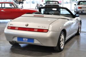Image 5/32 of Alfa Romeo Spider 3.0 V6 24V (2002)