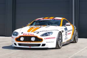 Bild 12/50 von Aston Martin V8 Vantage (2010)