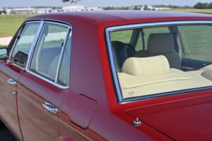 Bild 27/28 von Bentley Turbo R (1994)