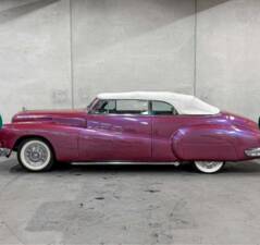 Bild 41/89 von Buick 50 Super Convertible (1947)