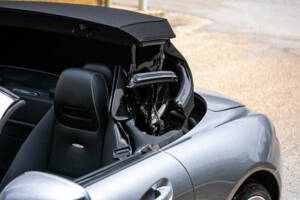 Image 14/50 of Mercedes-Benz SLS AMG Roadster (2014)