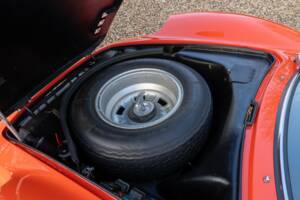 Image 37/50 de Ferrari Dino 246 GT (1970)