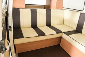 Bild 37/50 von Volkswagen T2b Pickup Double Cabin (1977)