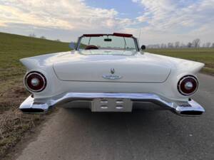 Imagen 7/8 de Ford Thunderbird (1957)