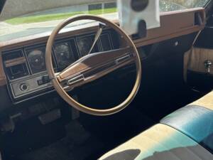 Image 2/8 of Buick Skylark (1972)