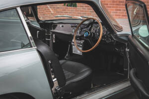 Image 27/37 de Aston Martin DB 5 (1964)
