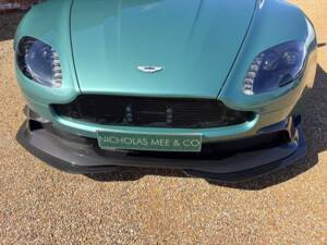 Image 14/65 de Aston Martin Vantage GT8 (2017)