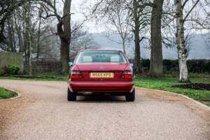 Immagine 10/47 di Mercedes-Benz E 220 (1995)