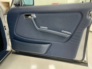 Bild 13/32 von Mercedes-Benz 300 D (1983)