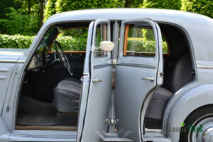 Image 8/50 of Mercedes-Benz 220 (1952)