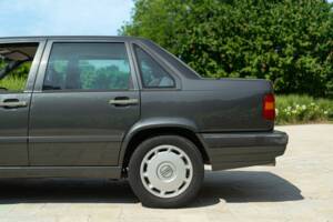 Immagine 13/48 di Volvo 850 2.0 20V (1992)