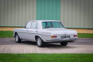 Immagine 6/34 di Mercedes-Benz 300 SEL 3.5 (1972)