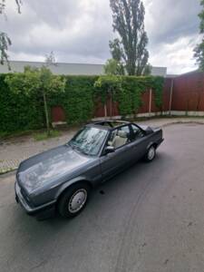 Bild 4/5 von BMW 318i Baur TC (1990)