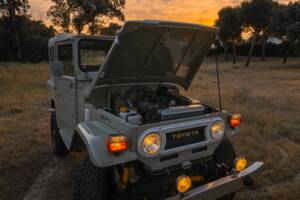 Imagen 7/25 de Toyota Land Cruiser FJ 40 (1973)