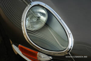 Image 19/20 of Jaguar E-Type 4.2 (1966)