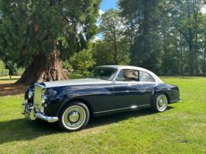 Bild 31/50 von Bentley S 1 Continental (1955)