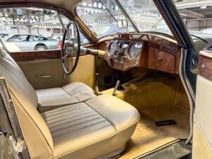 Image 12/28 of Jaguar XK 120 FHC (1953)
