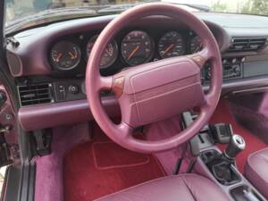 Image 31/51 of Porsche 911 Carrera 2 (WTL) (1990)