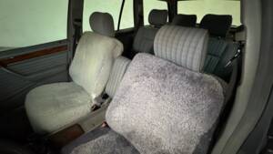 Bild 31/81 von Mercedes-Benz 250 TD (1992)
