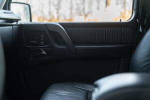 Image 29/48 de Mercedes-Benz G 400 CDI (SWB) (2002)