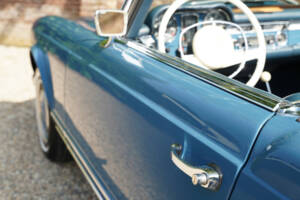 Image 20/50 of Mercedes-Benz 280 SL (1968)
