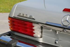 Image 22/50 de Mercedes-Benz 560 SL (1988)