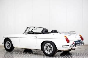 Bild 14/50 von MG MGB (1973)
