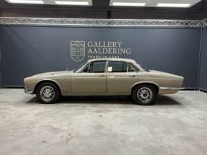 Bild 19/50 von Jaguar XJ 6 4.2 (1972)