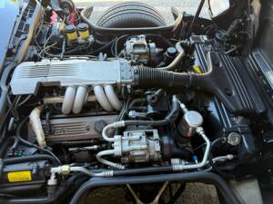 Bild 17/22 von Chevrolet Corvette (1989)