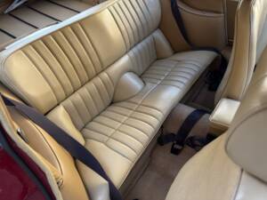 Bild 13/29 von Jaguar E-Type V12 (2+2) (1972)