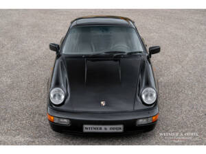 Image 3/28 de Porsche 911 Carrera 4 (1990)