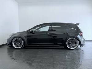 Bild 9/22 von Volkswagen Golf VII R (2016)