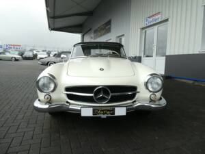 Afbeelding 2/29 van Mercedes-Benz 190 SL (1956)