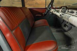 Bild 15/19 von Buick 40 Special (1955)