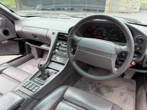 Image 36/43 of Porsche 928 GTS (1994)