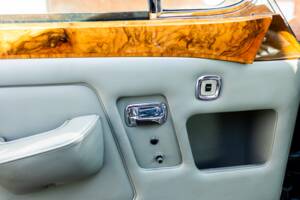 Image 43/50 of Rolls-Royce Silver Shadow I (1968)