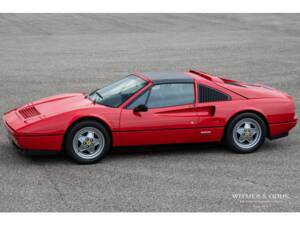 Bild 1/41 von Ferrari 328 GTS (1989)